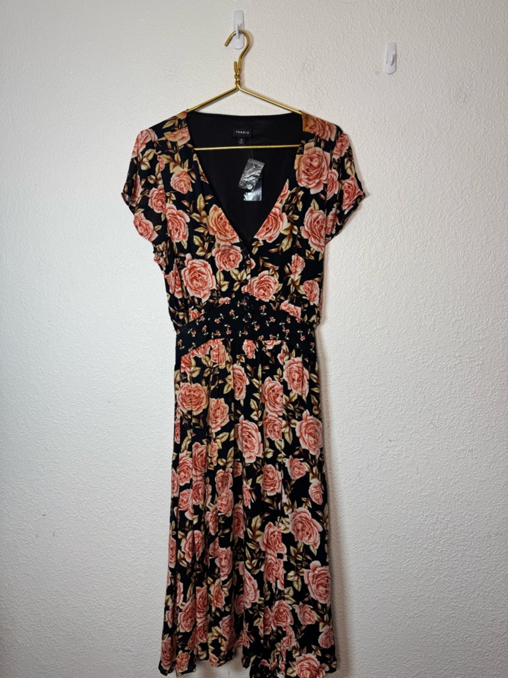 NWT Torrid roses on black background maxi dress mixed media print Large 12
